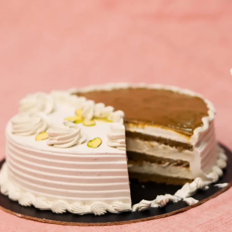 Rose & Pistachio Cake - Image 2
